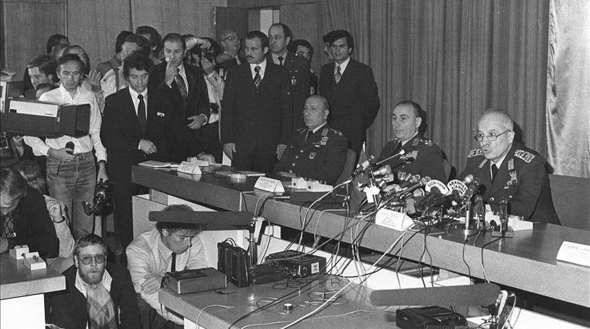 Tüm partilerden destek geldi! Kenan Evren ismi her yerden silinecek