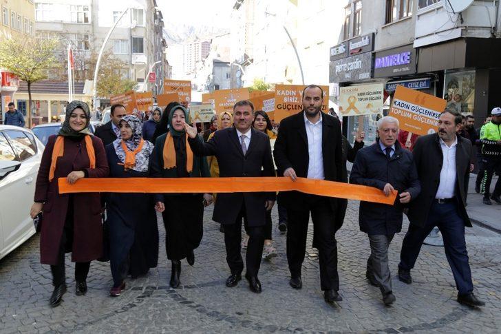 Gümüşhane’de kadına yönelik şiddetle mücadele için yürüdüler G2