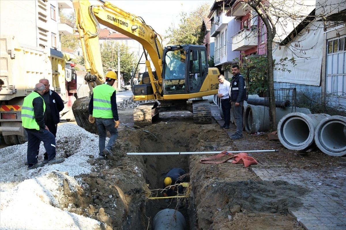 B&uuml;y&uuml;kşehir yol yenileme &ccedil;alışmaları devam ediyor