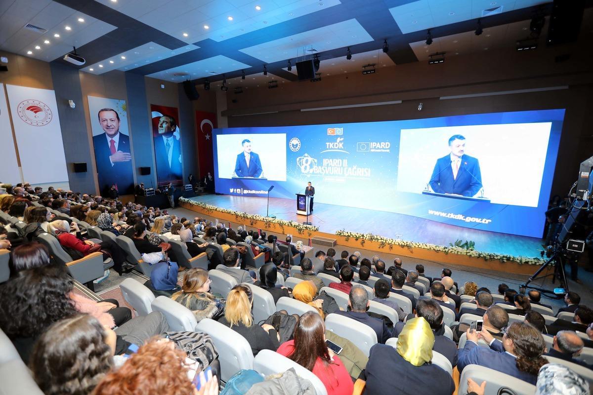 Bakan Pakdemirli: 320 milyon liralık hibe paketini &uuml;reticimize sunuyoruz