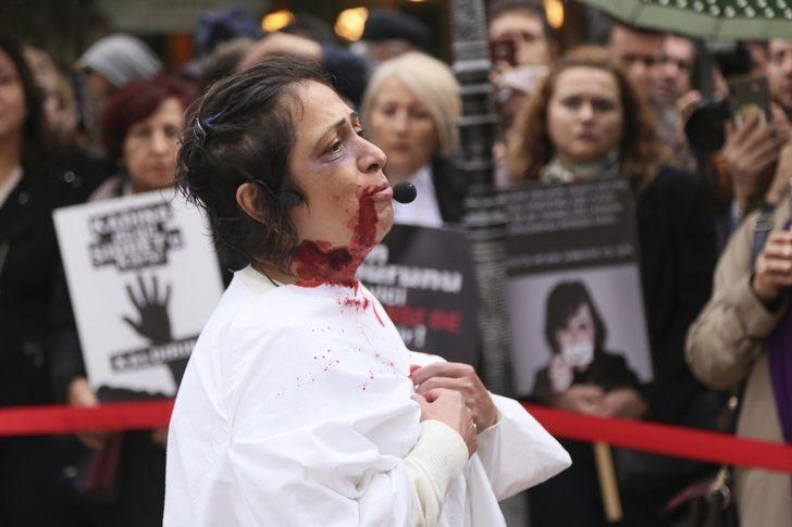 Kadına şiddeti tiyatro ile canlandırdılar G1