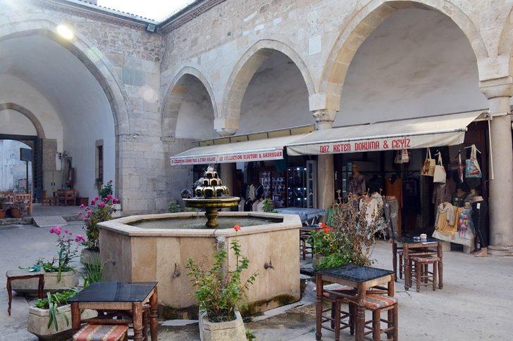 752 yıllık mekan: Pervane Medresesi G2