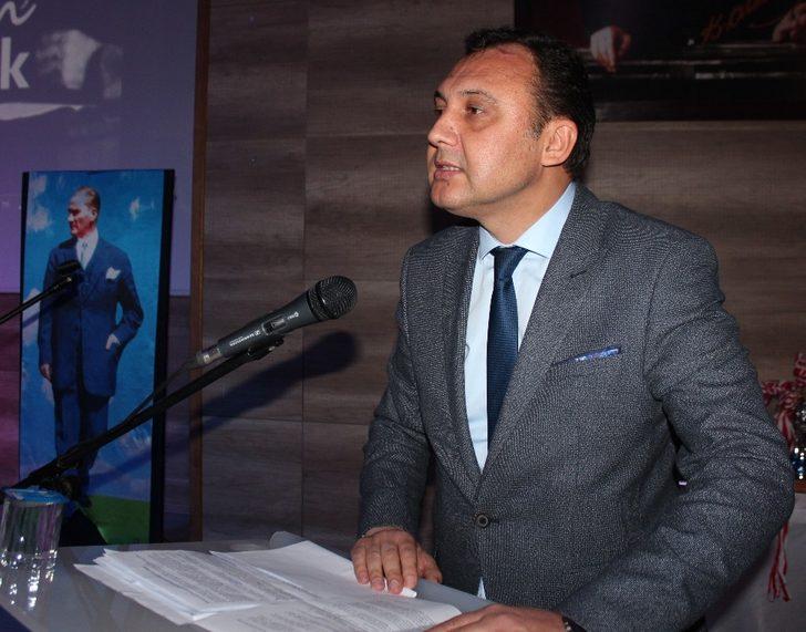 Alaşehir’de Öğretmenler Günü kutlandı G3