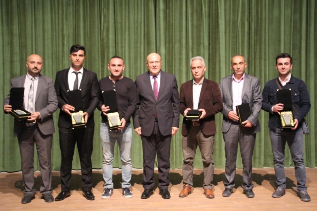 Bayburt&rsquo;ta 24 Kasım &Ouml;ğretmenler G&uuml;n&uuml; kutlandı