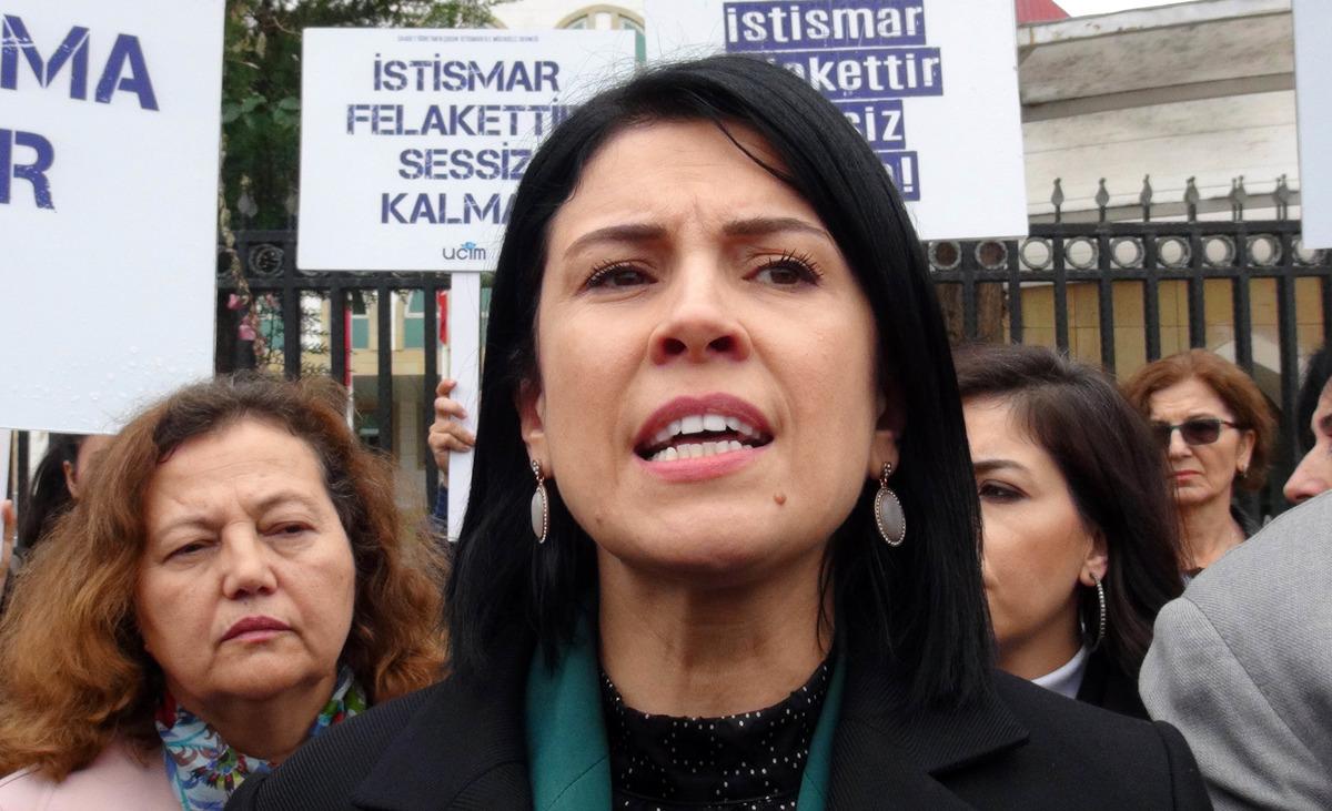 25 &ouml;ğrencisine cinsel istismarda bulunmuştu! İğren&ccedil; detaylar ortaya &ccedil;ıktı