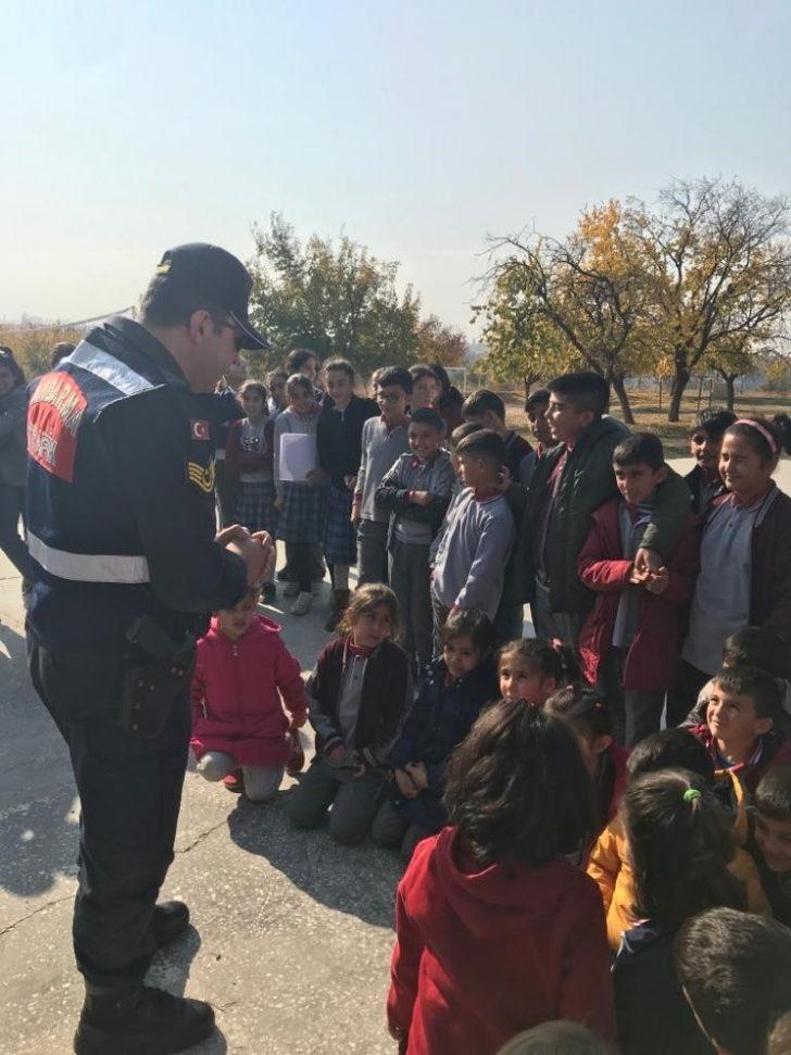 Küçük trafik dedektifleri G3