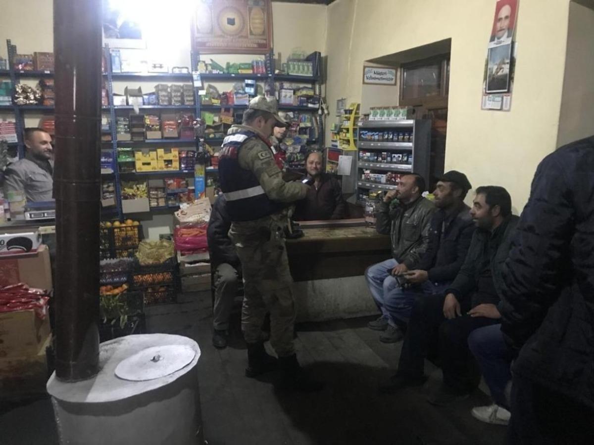 Kars&rsquo;ta Jandarma&rsquo;dan asayiş uygulaması