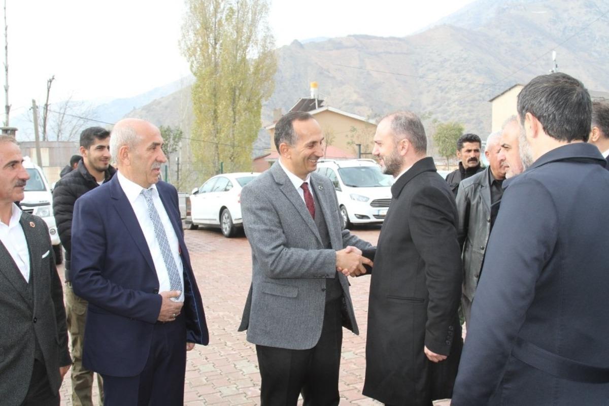 AK Parti heyetinin Şemdinli ziyareti