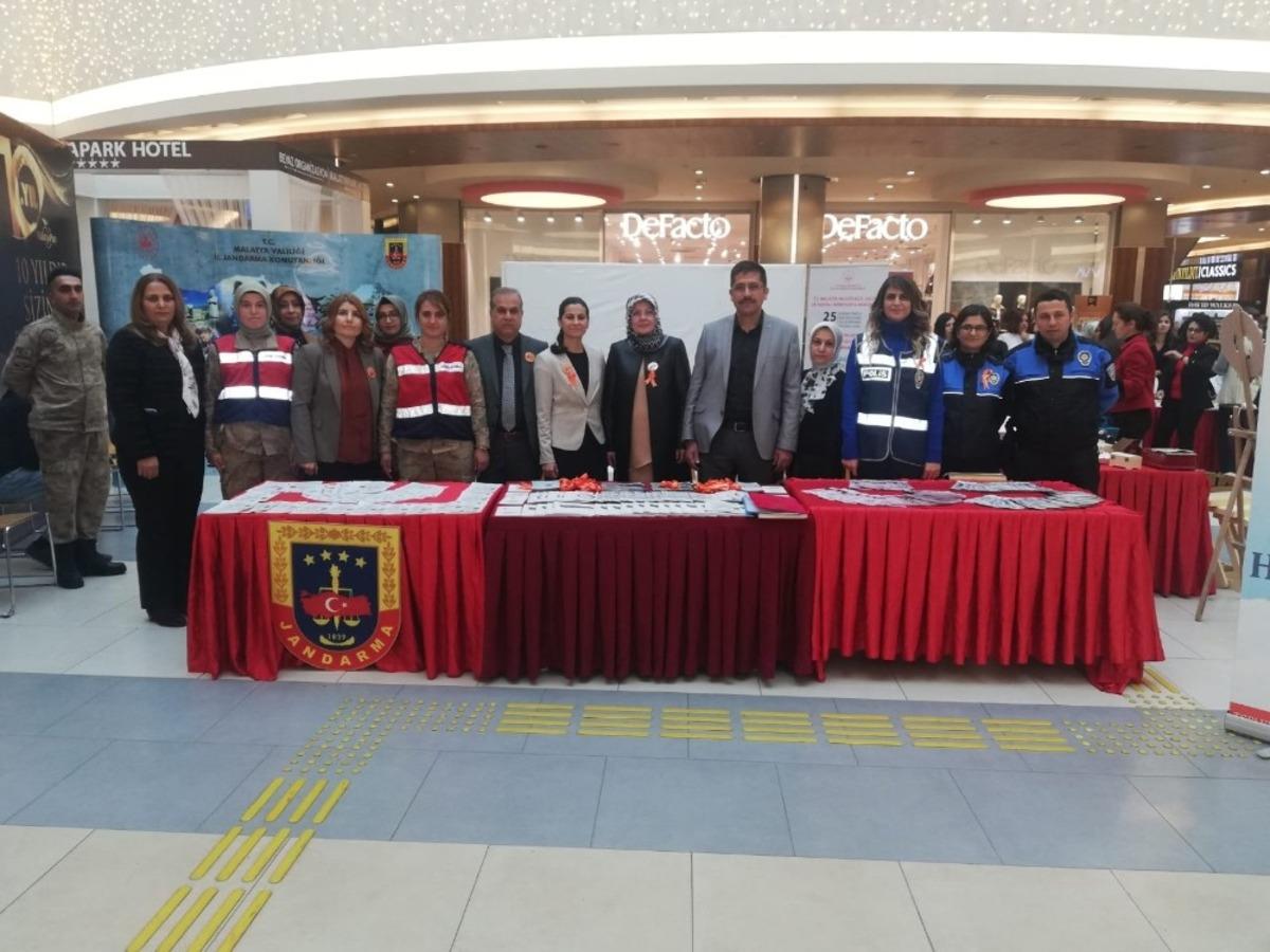 &lsquo;Kadına Y&ouml;nelik Şiddete Karşı Uluslararası M&uuml;cadele G&uuml;n&uuml;&rsquo; etkinlikleri d&uuml;zenlendi