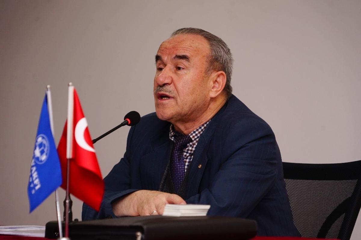 Prof. Dr. Ayvallı: &ldquo;Peygamberimize inanmayan bırakın cenneti girmeyi, kokusunu bile alamaz&rdquo;