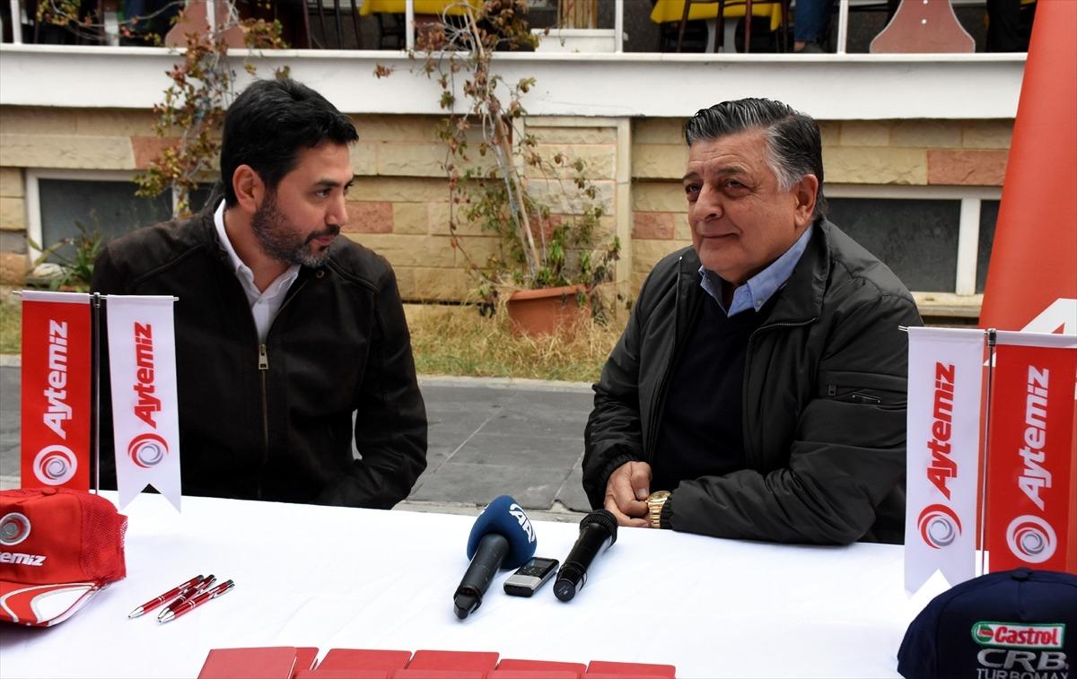 Teknik direkt&ouml;r Yılmaz Vural, uzun yol şof&ouml;rleriyle Bursa'da buluştu