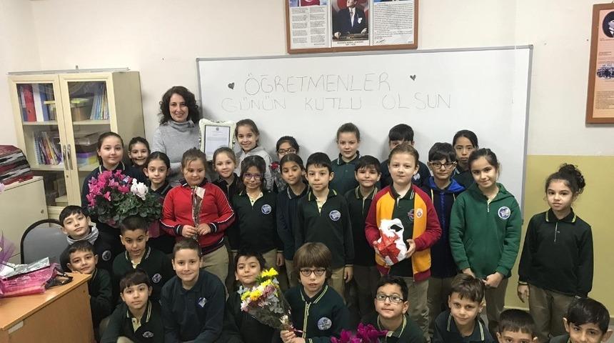 Harçlıklarını Mehmetçik Vakfı’na bağışladılar