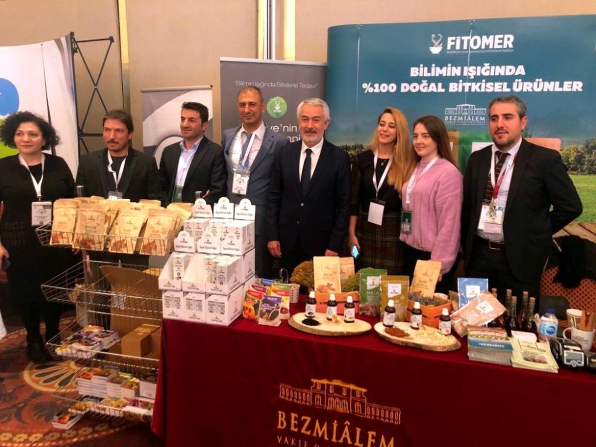 Isparta G&uuml;l&uuml;, Başkan Başdeğirmen&rsquo;in de katılımıyla İstanbul&rsquo;daki kongrede ele alındı