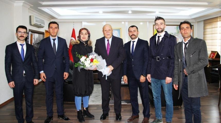 Bayburt &Uuml;lk&uuml; Ocaklarından Başkan Pekmezci&rsquo;ye &Ouml;ğretmenler G&uuml;n&uuml; ziyareti