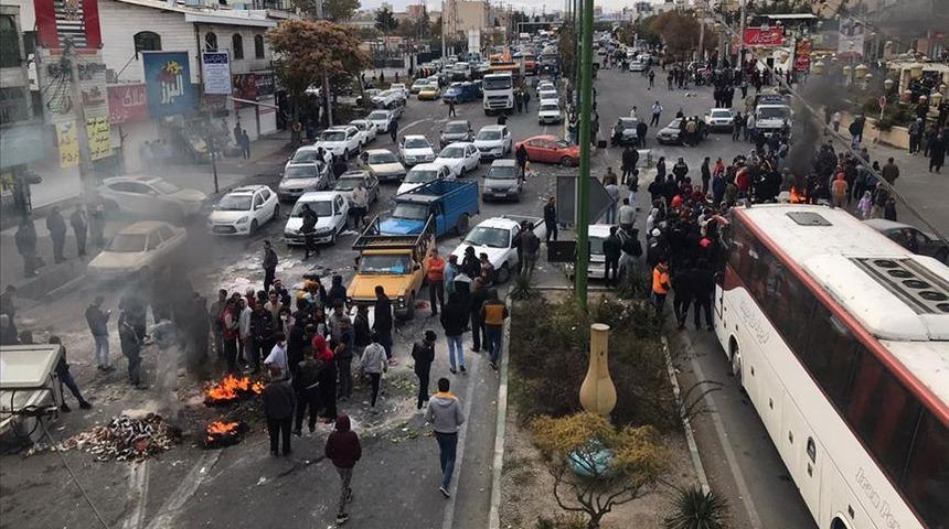İran'dan benzin zammı protestolarıyla ilgili suçladığı 4 ülkeye tehdit