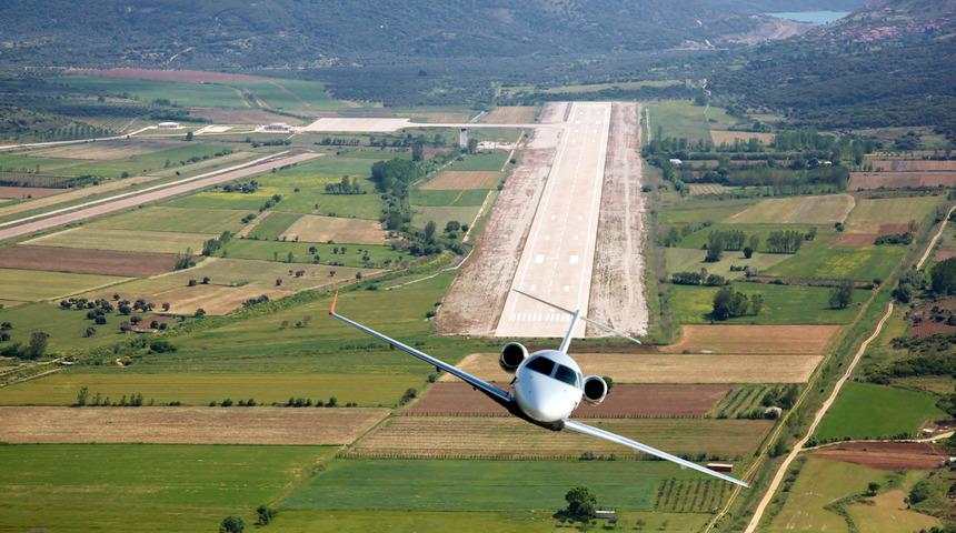 İngiltere'de bir uçak radardan kayboldu