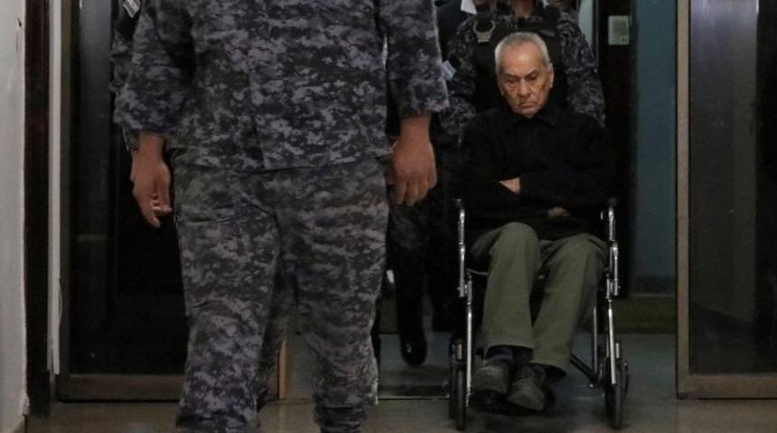 Arjantin'de işitme engelli &ccedil;ocuklara cinsel tacizde bulunan 2 rahibe 45 ve 42 yıl hapis cezası