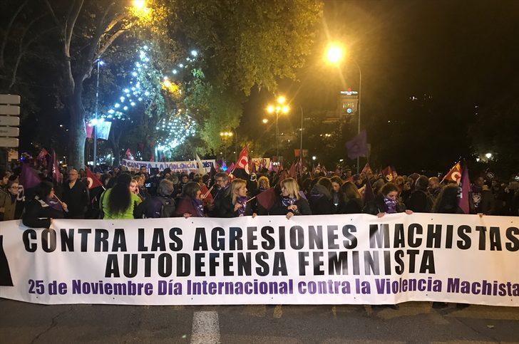 İspanyollar kadına yönelik şiddete karşı meydanlara indi G4