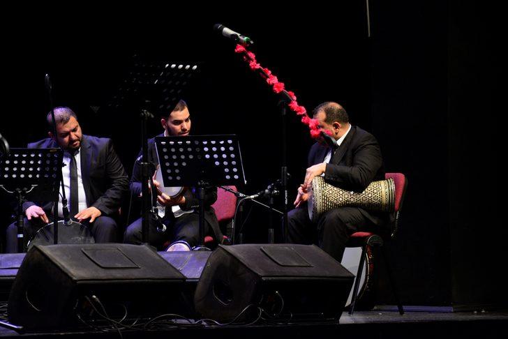 Bursa'da muhtarlar korosundan "Mühürden Notaya" konseri G2