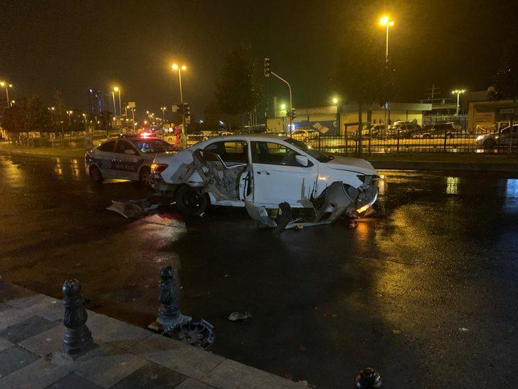 Pendik'te başlayan kovalamaca Kartal'da kazayla bitti G1