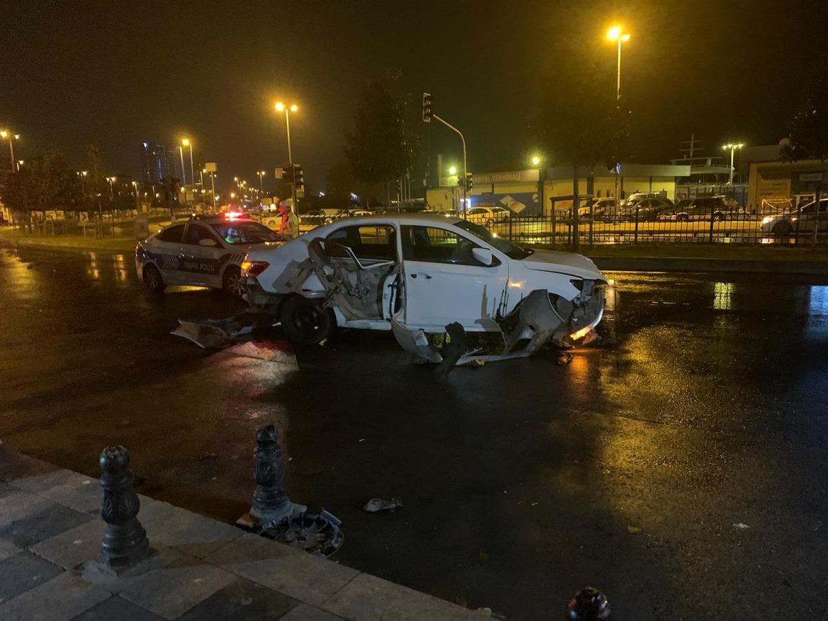 Pendik'te başlayan kovalamaca Kartal'da kazayla bitti