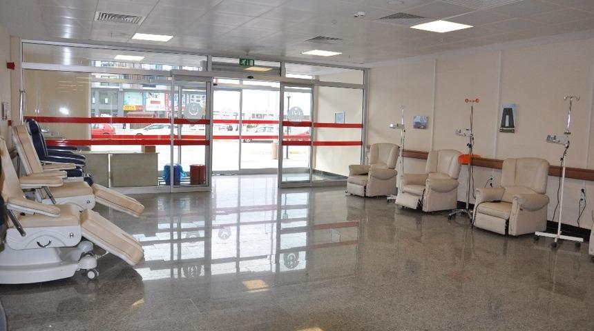 Kemoterapi &uuml;nitesinde koltuk kapasitesi arttırıldı