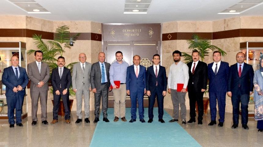 ASO’dan “Karanlığı Aydınlananlar”a destek