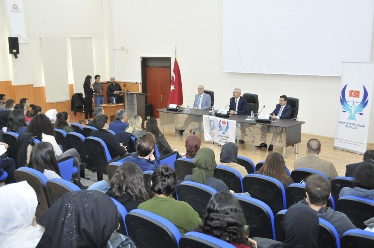 Sel&ccedil;uk&rsquo;ta &ldquo;Kariyer G&uuml;nleri&rdquo; etkinliği yapıldı