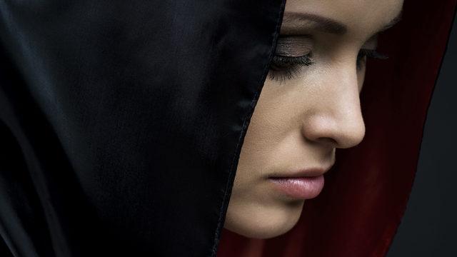 Rahibe aşık oldu, 400 yıllık manastırın sonu geldi!