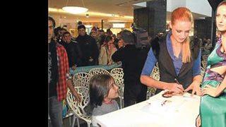 Kaprisleriyle çıldırttı