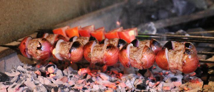 Soğan kebabı tarifi: Kışın gribe karşı doğal ilaç G3