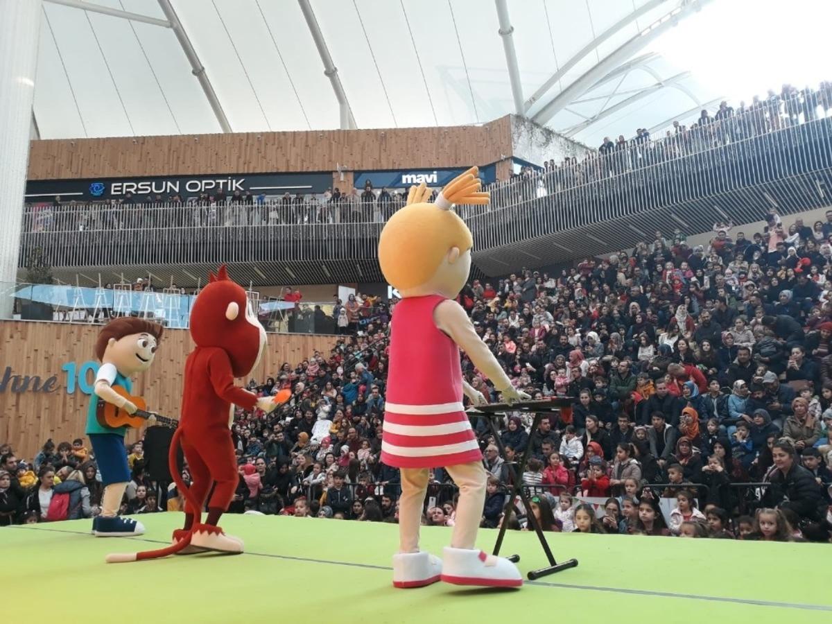 Minikler eğlence dolu bir tatil i&ccedil;in 10 Burda&rsquo;daydı