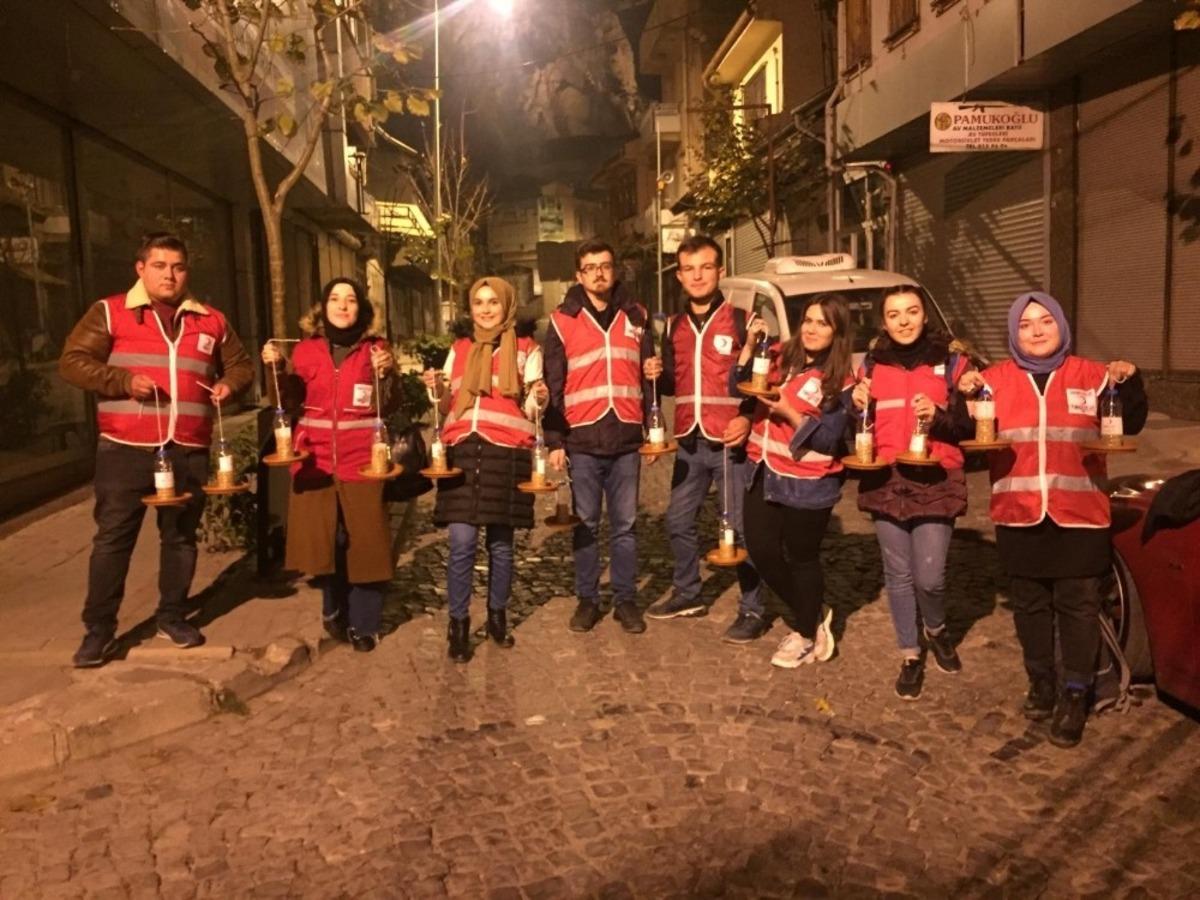 G&ouml;n&uuml;ll&uuml;ler kuşları unutmadı