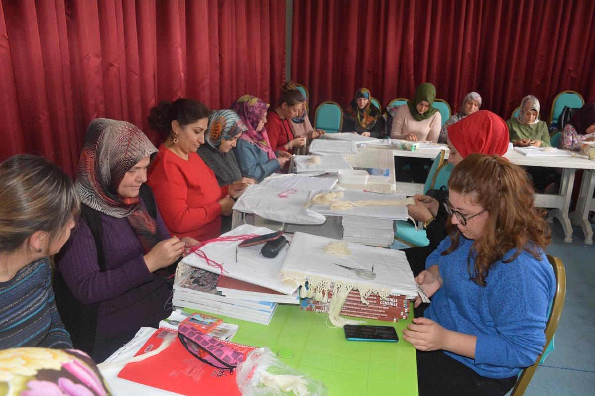 Bilecikli kadınların &uuml;rettiği lefke bezi ihra&ccedil; ediliyor