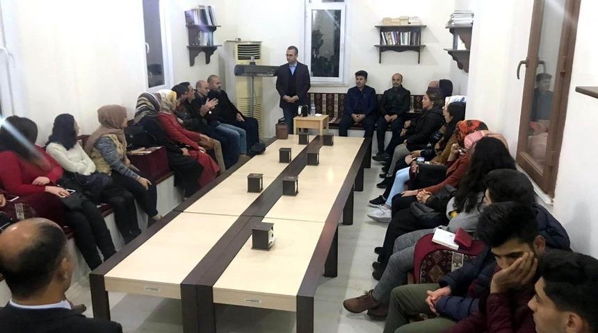 Kilis&rsquo;de kıraathane s&ouml;yleşileri