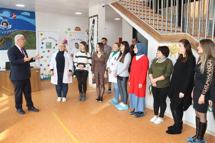 Beren Bebek Akademisindeki öğretmenler de unutulmadı G3