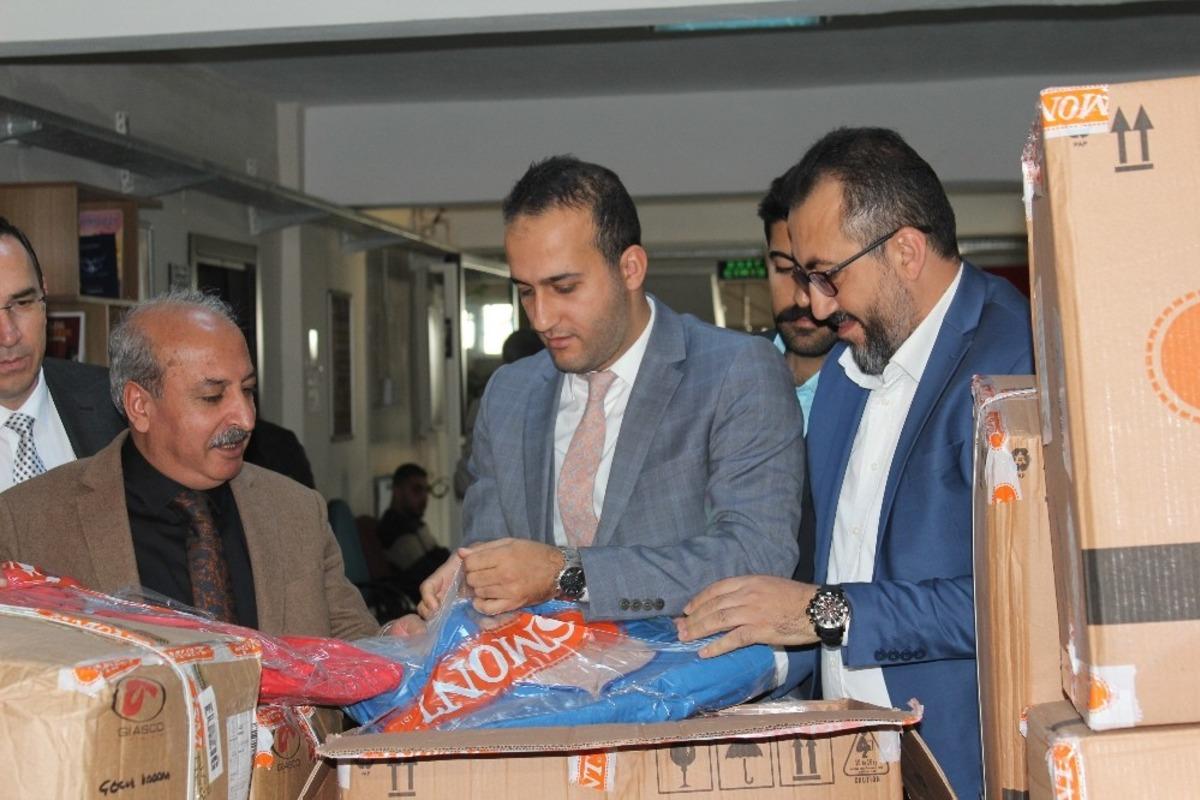 Elazığ&rsquo;da 600 &ouml;ğrenciye mont yardımı