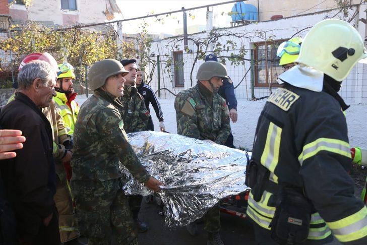 Arnavutluk'ta depremden kurtulan Türk Ercan Yağmur yaşadıklarını anlattı G5
