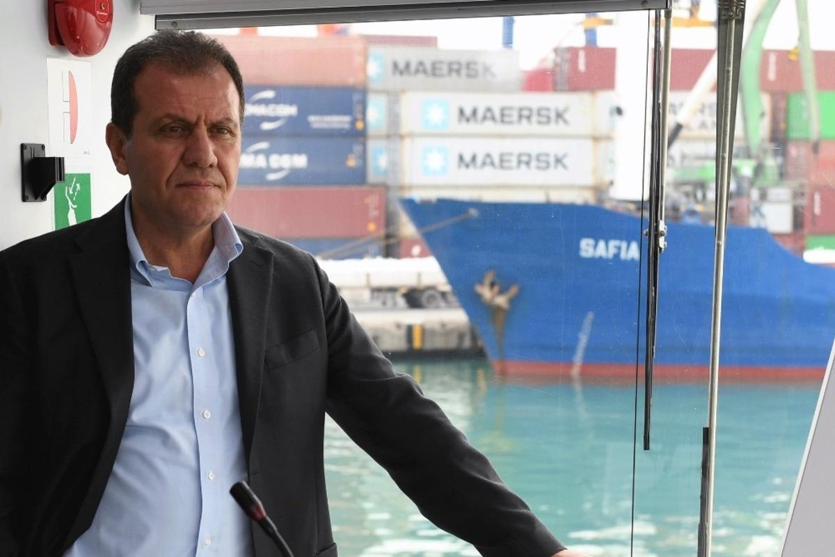 Başkan Se&ccedil;er, Mersin Limanında incelemelerde bulundu
