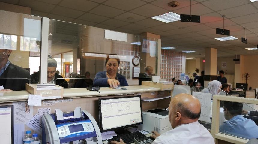 Toroslar&rsquo;da vergi &ouml;demesi i&ccedil;in hafta sonu mesaisi