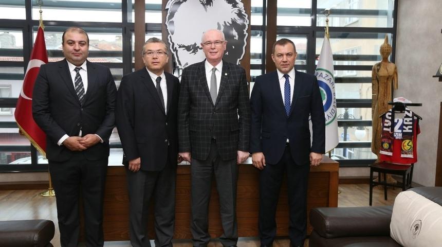 Eskişehirspor Başkanı Mustafa Akg&ouml;ren Kazım Kurt&rsquo;u ziyaret etti