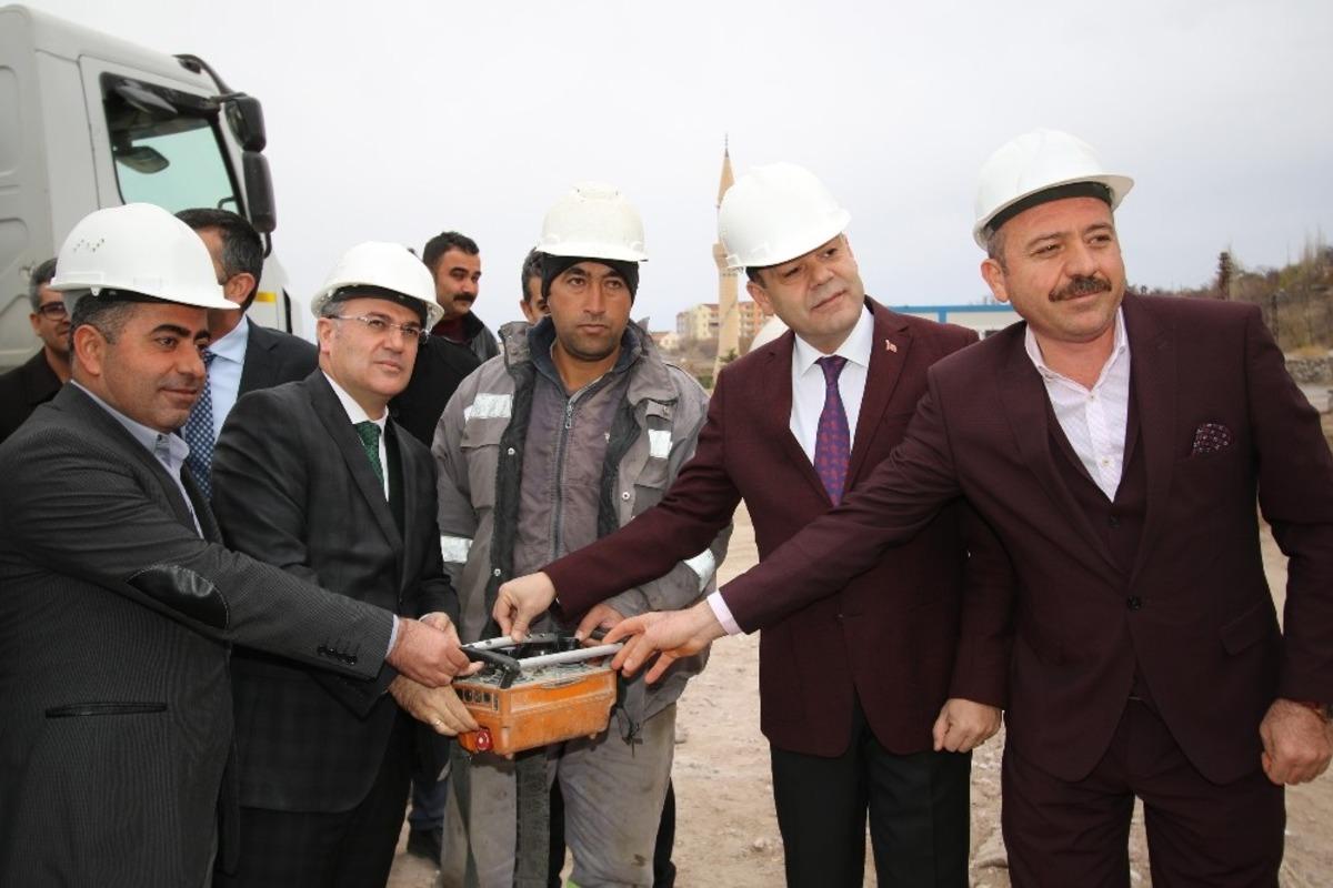 Kentsel D&ouml;n&uuml;ş&uuml;mde Yeni Konutların Temeli Atıldı