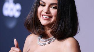 Selena Gomez Justin Bieber'ın dövmesini yaptırdı!