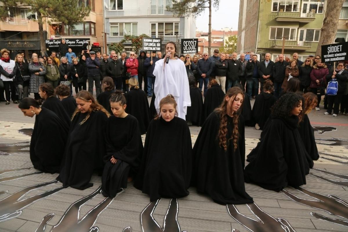 Odunpazarı&rsquo;ndan kadına y&ouml;nelik şiddete farkındalık etkinliği