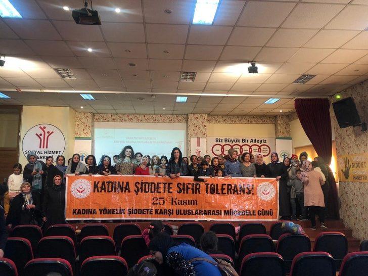 Van’da “Kadına Yönelik Şiddetle Mücadele Eğitim” semineri G1