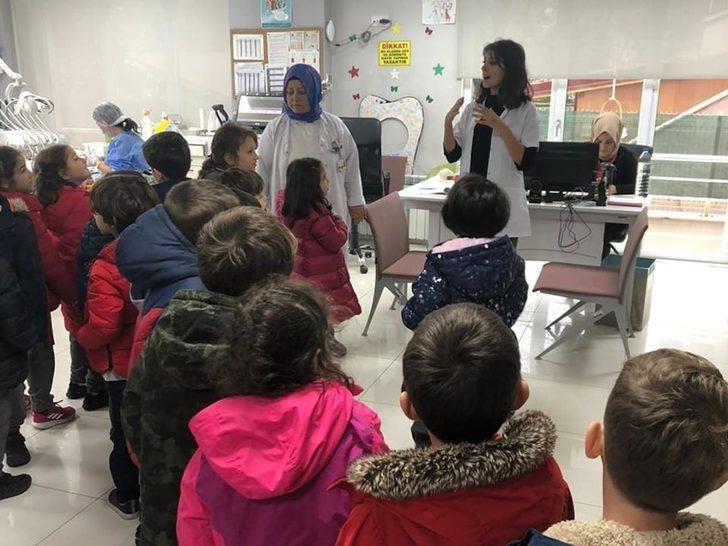 Minik öğrencilere ağız ve diş sağlının önemi anlatıldı G2