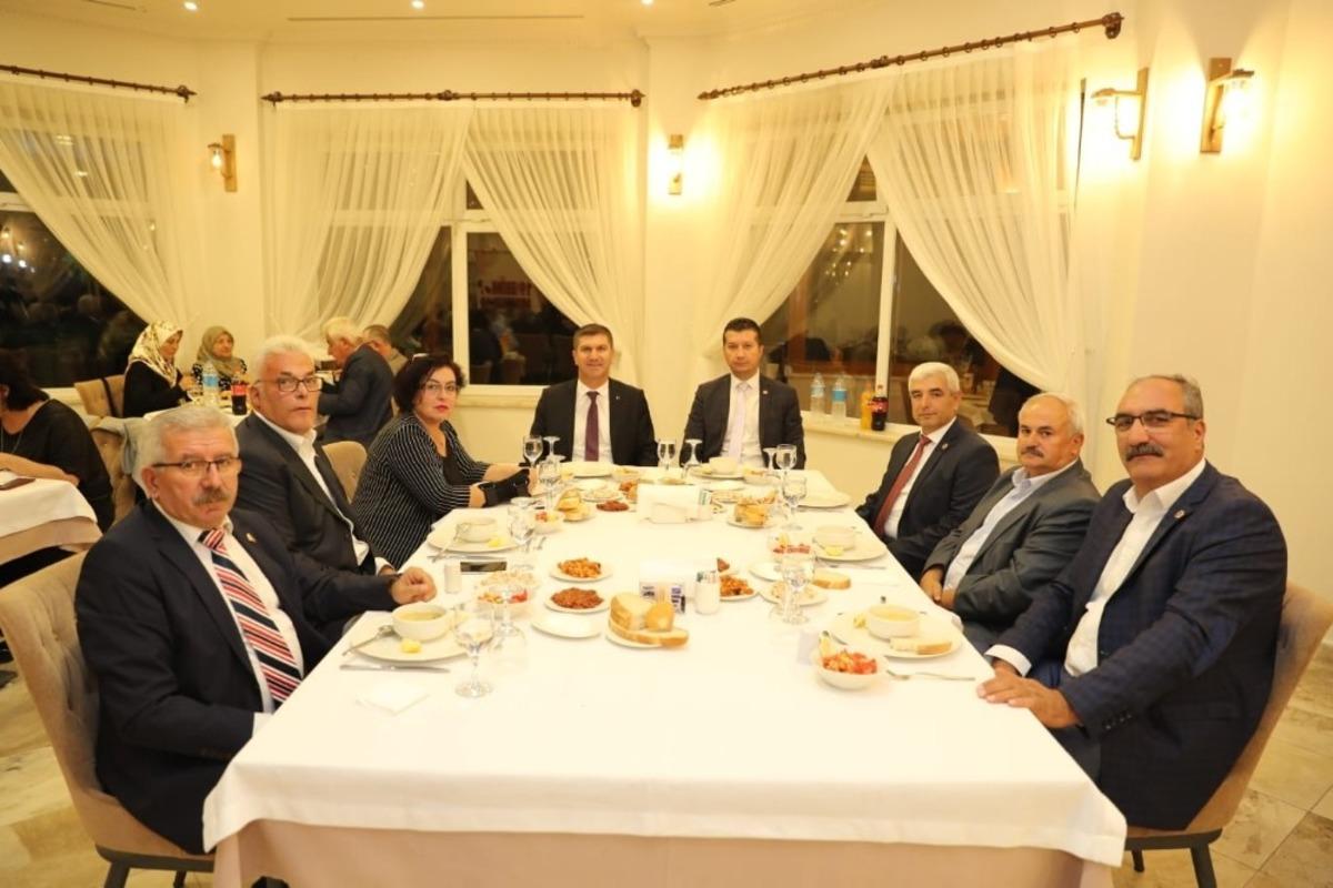 Başkan Ercengiz: "198 k&ouml;y&uuml;m&uuml;z &ccedil;&ouml;pten kurtulacak"