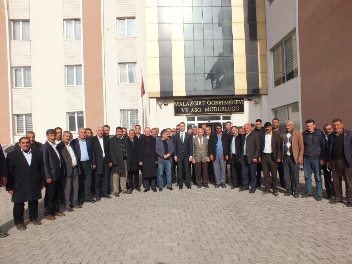 Kaymakam Yal&ccedil;ın, muhtarlarla bir araya geldi