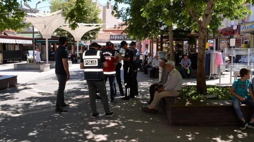 Balıkesir&rsquo;de 32 aranan şahıs yakalandı