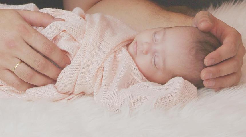 Aile hekimlerinden yeni doğum yapan annelere emzirme uyarısı